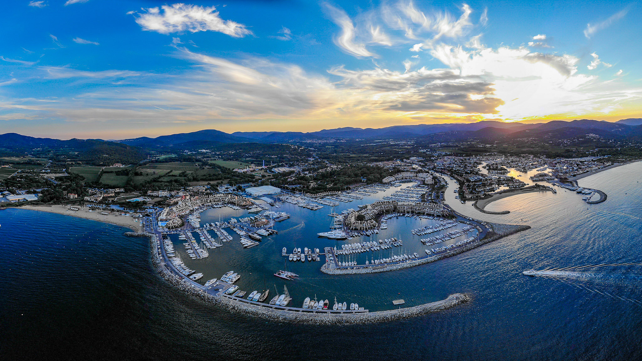 Port Grimaud, vue panoramique sur le village