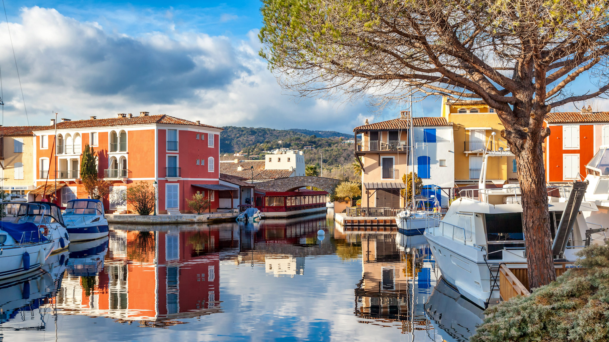 Maison pieds dans l'eau à Port Grimaud