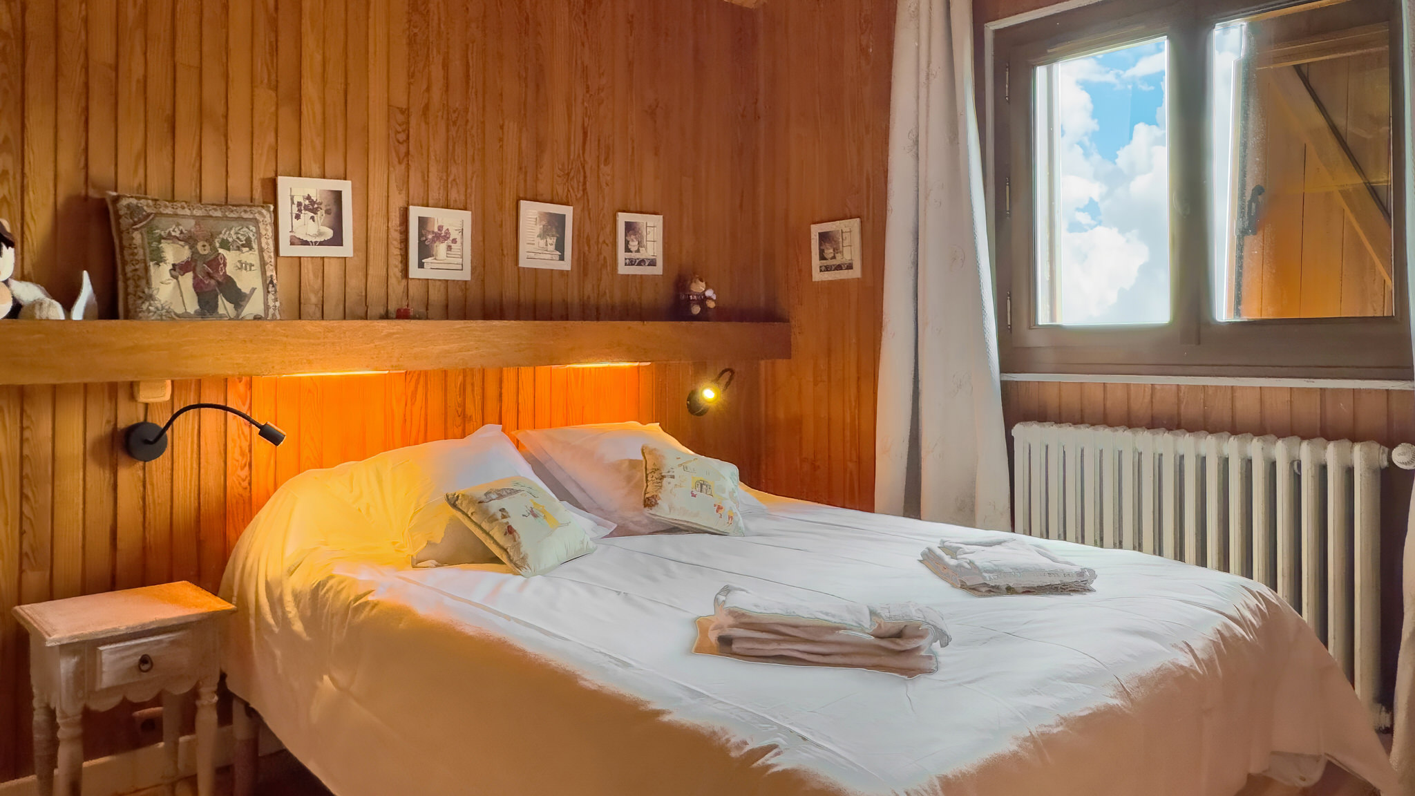 Chambre double avec vue sur le Lac des Hermines à Super Besse